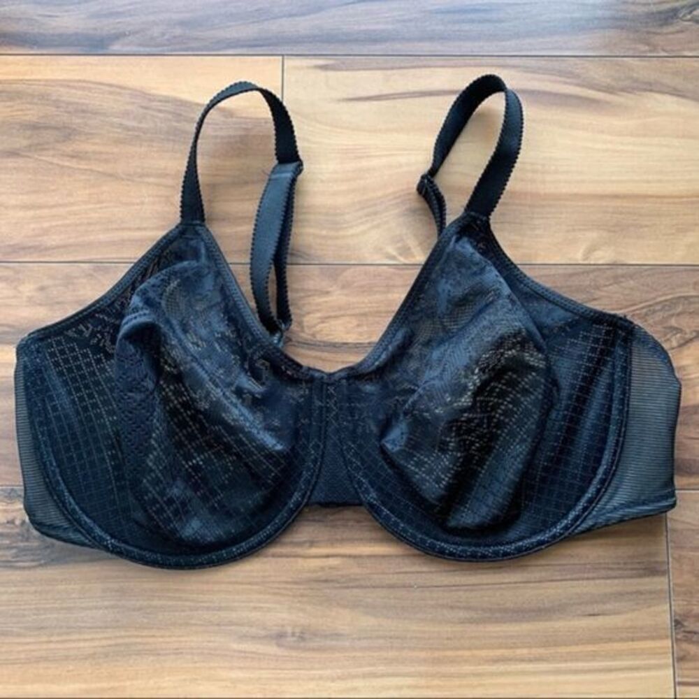 Wacoal lace bras 38DD